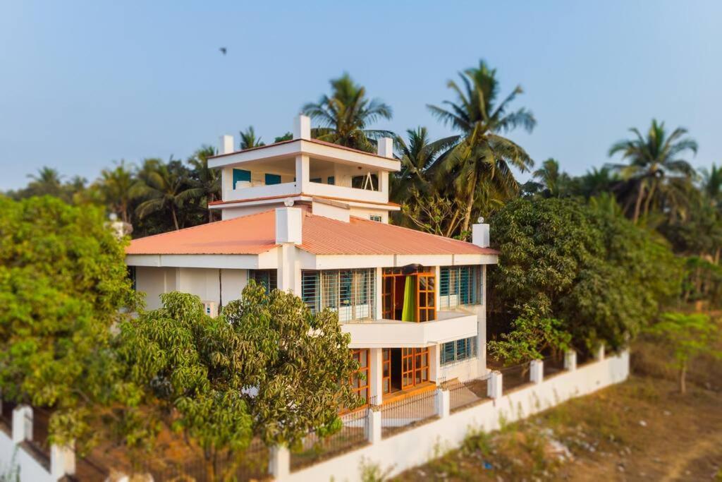 Lake View Villa Gandaulim Kültér fotó