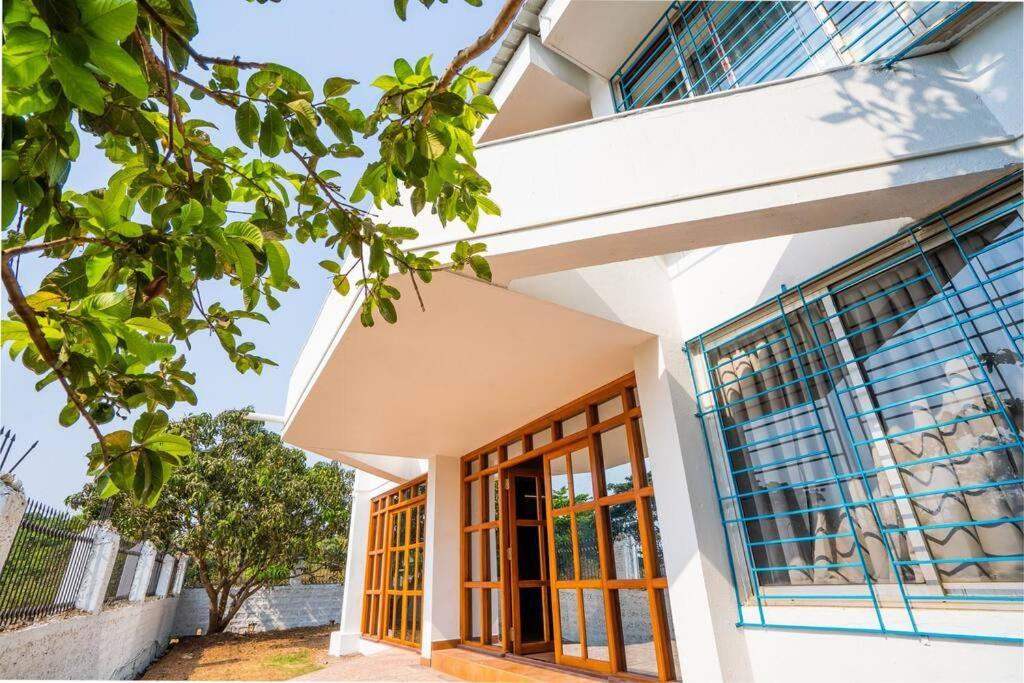 Lake View Villa Gandaulim Kültér fotó