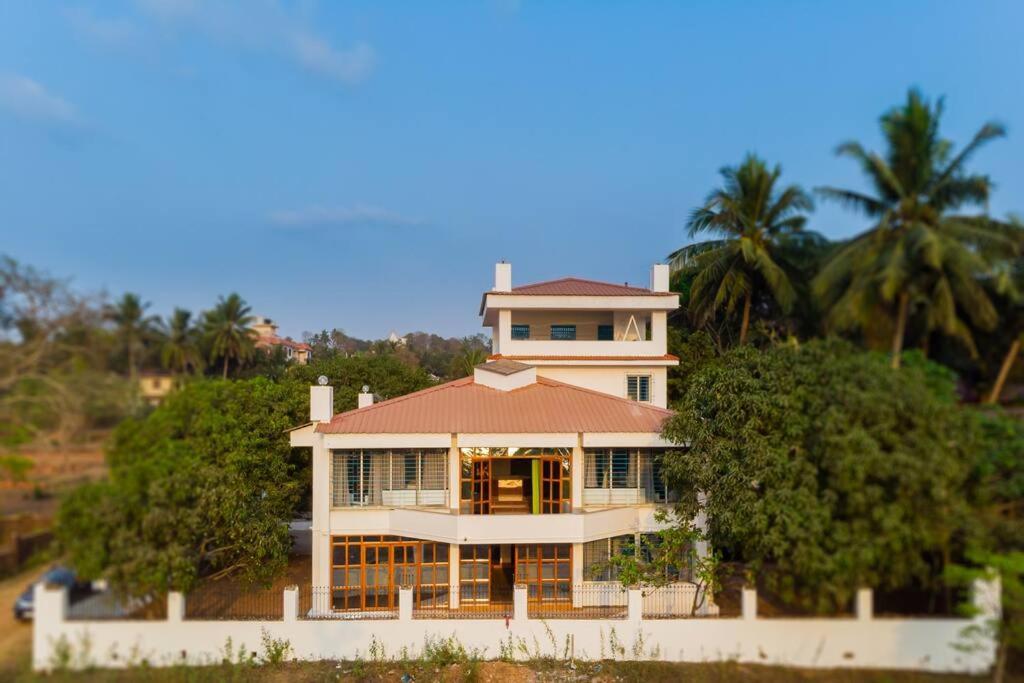 Lake View Villa Gandaulim Kültér fotó
